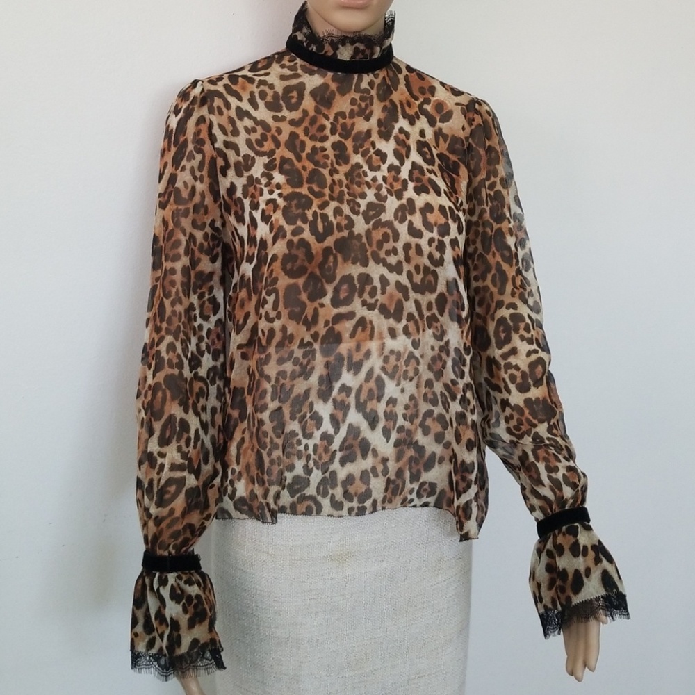 INTERMIX 100% silk blouse